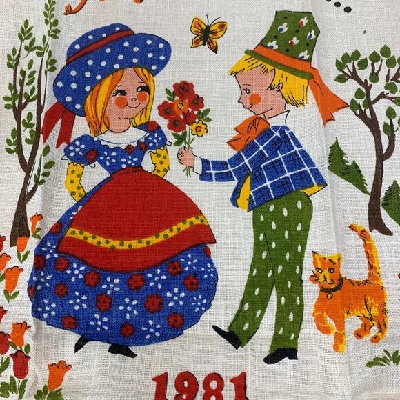 Vtg NEW 1981 100% Linen "Happiness is..." Calendar Tea Towel OG Dowel & Package - Picture 2 of 6
